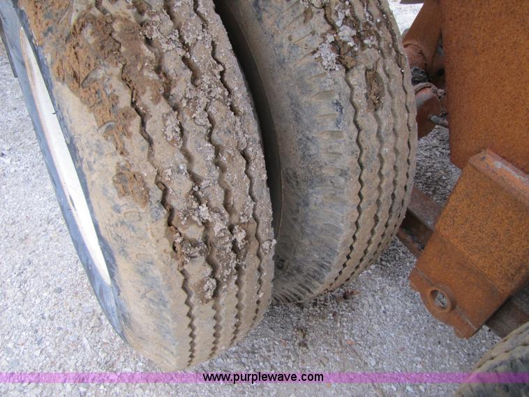 image for item B2044 Eagle 6'x20' three-deck portable screening plant