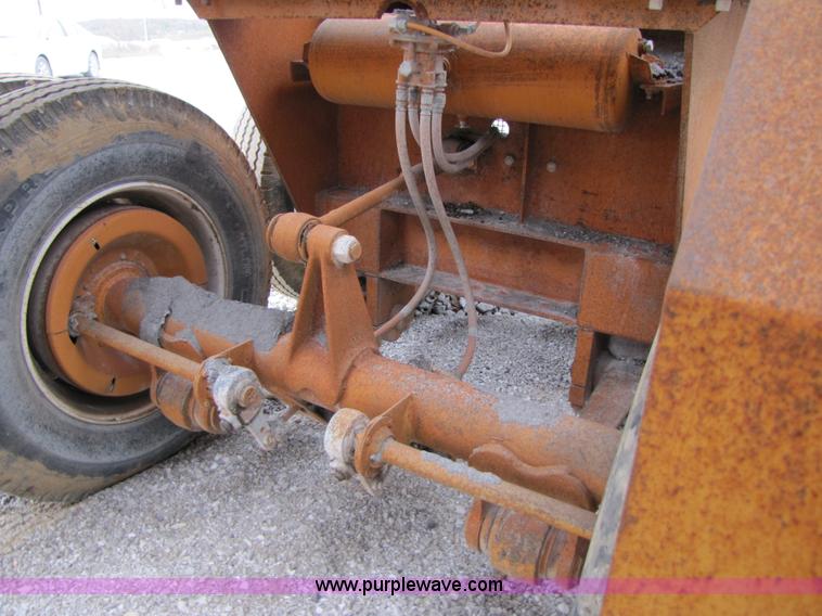 image for item B2044 Eagle 6'x20' three-deck portable screening plant