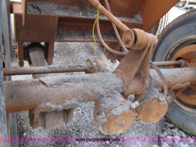 image for item B2044 Eagle 6'x20' three-deck portable screening plant