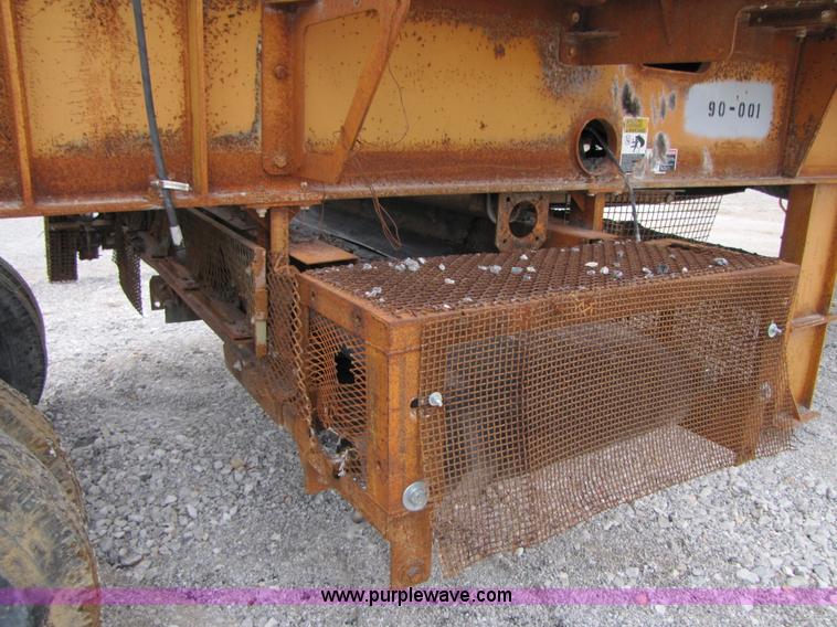 image for item B2044 Eagle 6'x20' three-deck portable screening plant