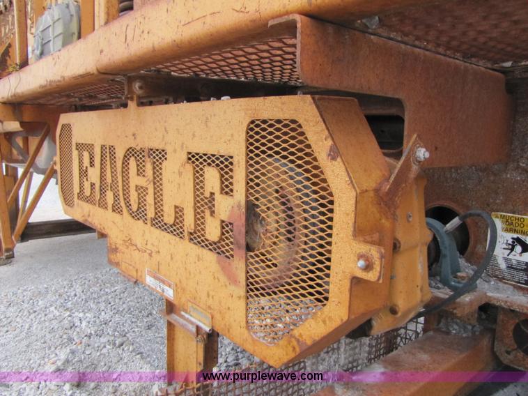 image for item B2044 Eagle 6'x20' three-deck portable screening plant