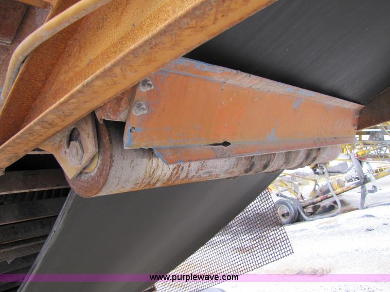 image for item B2044 Eagle 6'x20' three-deck portable screening plant