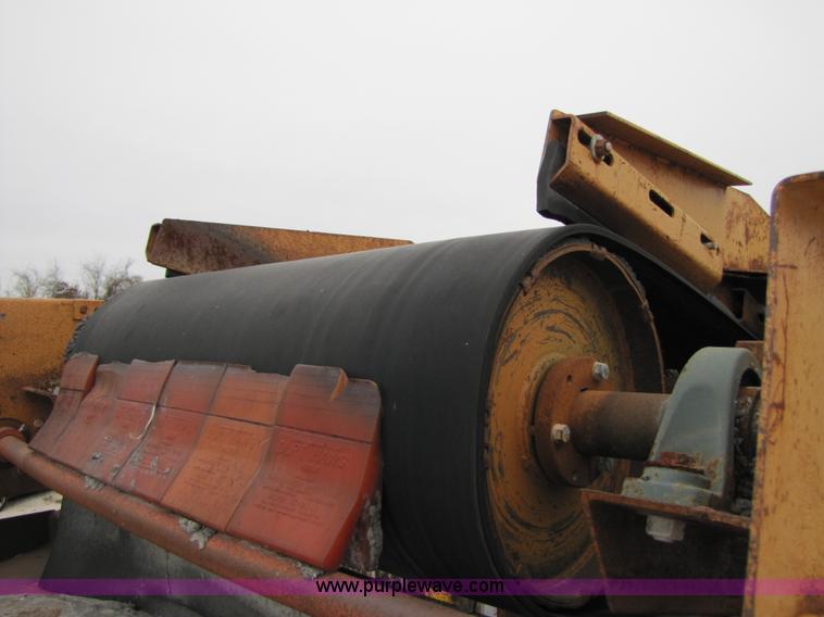 image for item B2044 Eagle 6'x20' three-deck portable screening plant