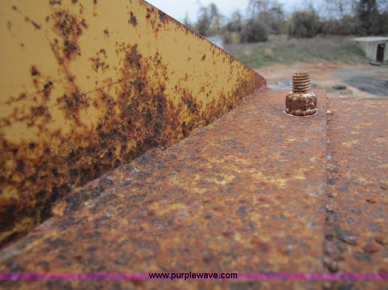 image for item B2044 Eagle 6'x20' three-deck portable screening plant