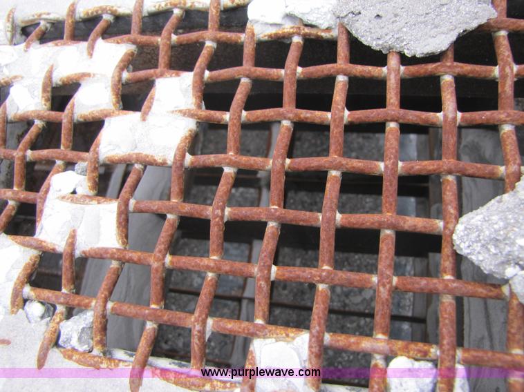 image for item B2044 Eagle 6'x20' three-deck portable screening plant