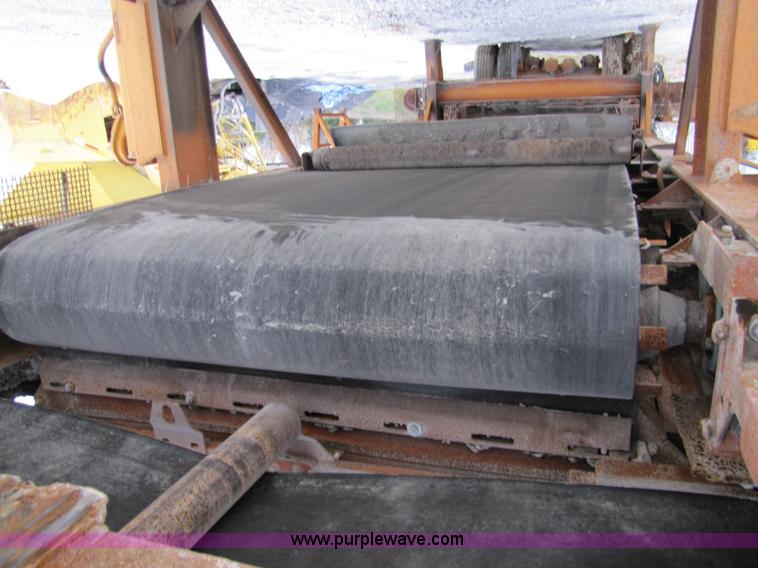 image for item B2044 Eagle 6'x20' three-deck portable screening plant