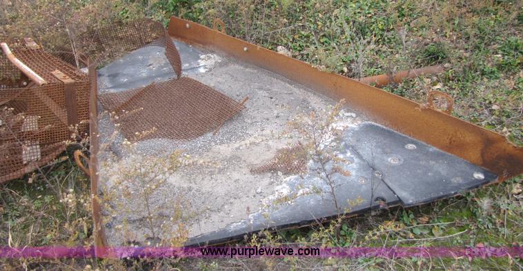 image for item B2044 Eagle 6'x20' three-deck portable screening plant