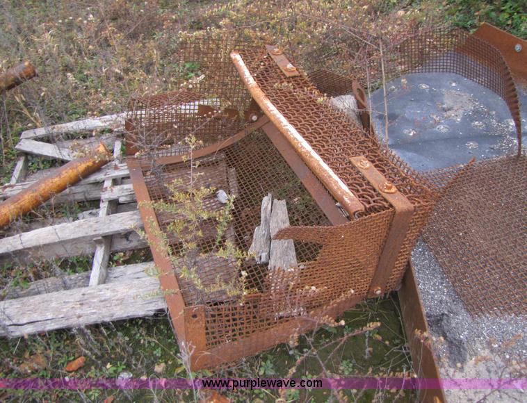 image for item B2044 Eagle 6'x20' three-deck portable screening plant