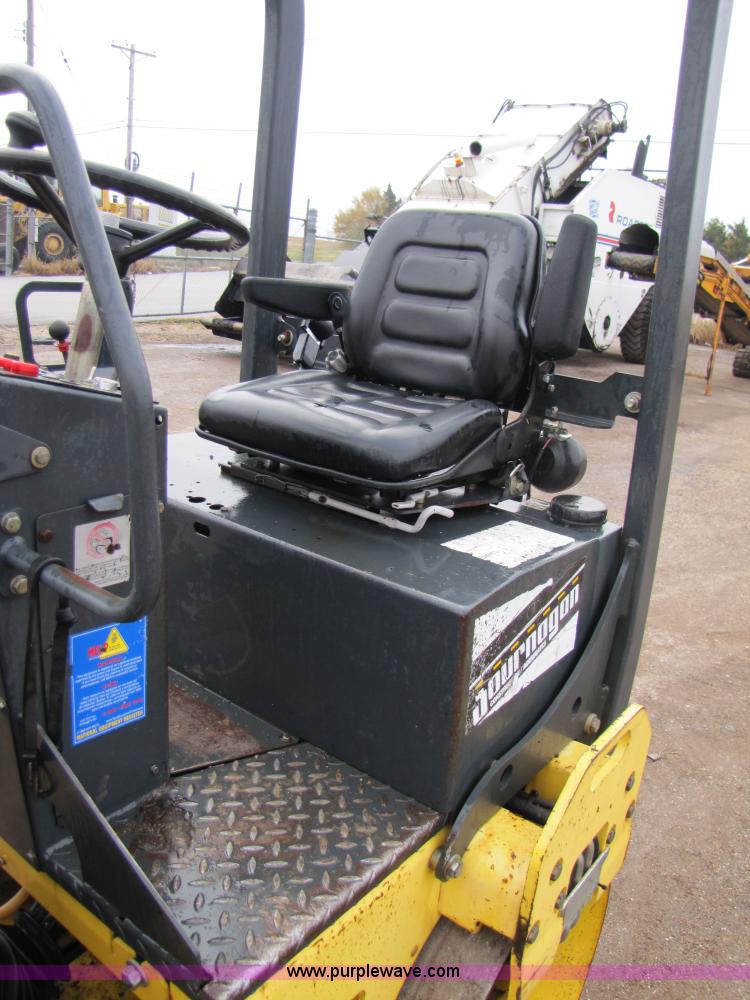 image for item B2051 2000 Bomag BW 120 AD-3 tandem vibratory smooth drum asphalt roller