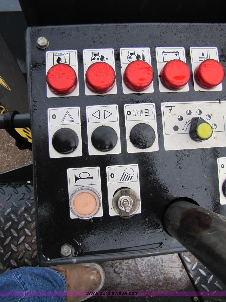 image for item B2051 2000 Bomag BW 120 AD-3 tandem vibratory smooth drum asphalt roller