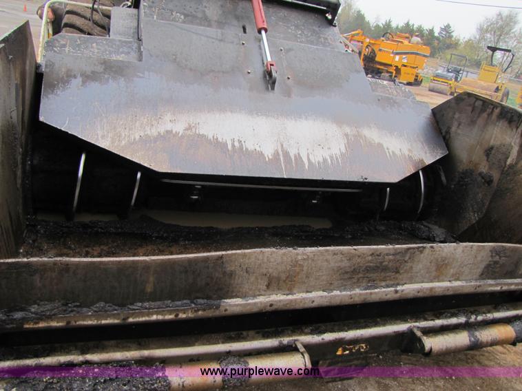 image for item B2052 1994 Roadtec SB-2500 mobile shuttle buggy