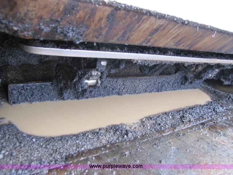 image for item B2052 1994 Roadtec SB-2500 mobile shuttle buggy