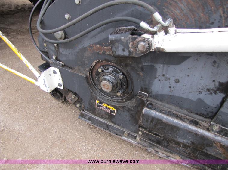 image for item B2052 1994 Roadtec SB-2500 mobile shuttle buggy