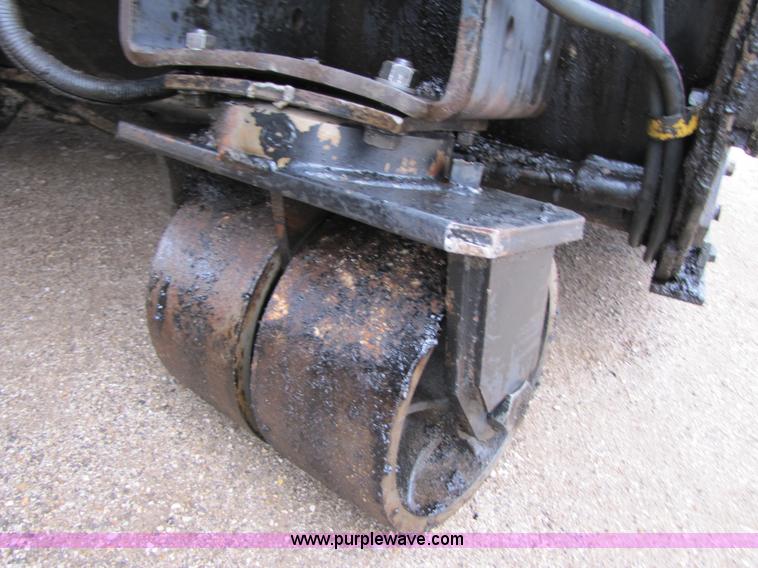 image for item B2052 1994 Roadtec SB-2500 mobile shuttle buggy