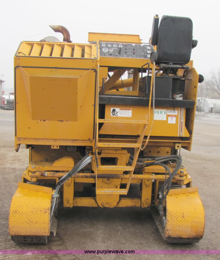 image for item B2053 2000 Bartmill 300BT crawler profiler/reclaimer