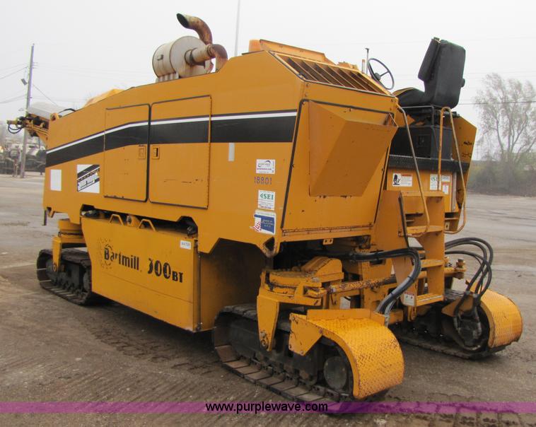 image for item B2053 2000 Bartmill 300BT crawler profiler/reclaimer