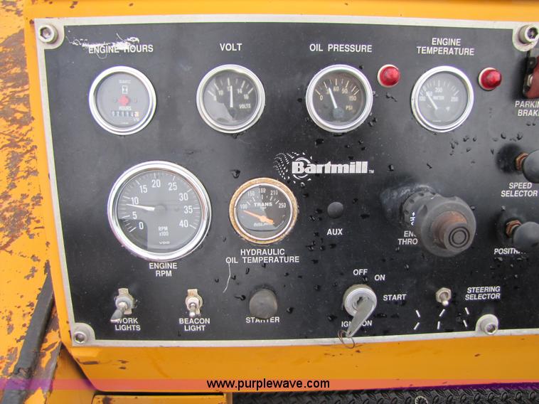 image for item B2053 2000 Bartmill 300BT crawler profiler/reclaimer