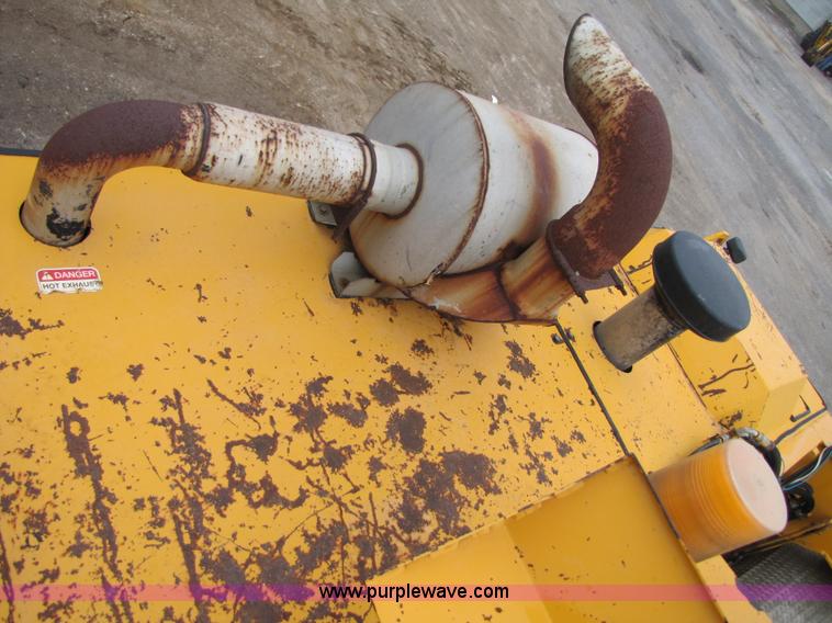 image for item B2053 2000 Bartmill 300BT crawler profiler/reclaimer