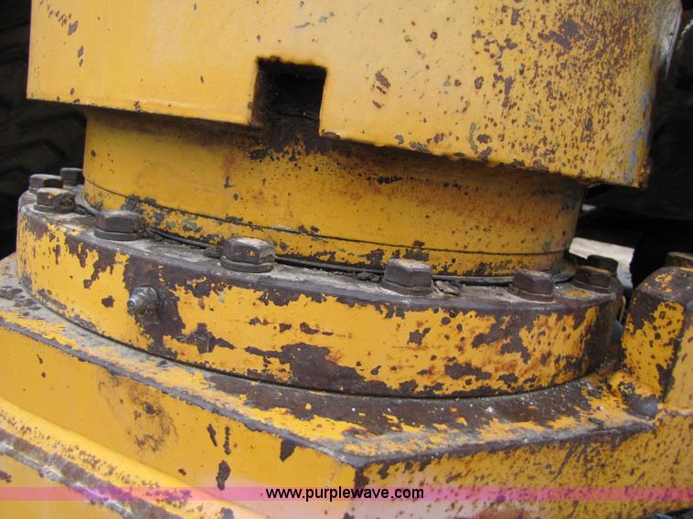 image for item B2053 2000 Bartmill 300BT crawler profiler/reclaimer