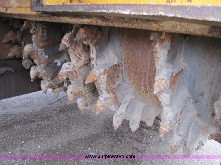 image for item B2053 2000 Bartmill 300BT crawler profiler/reclaimer