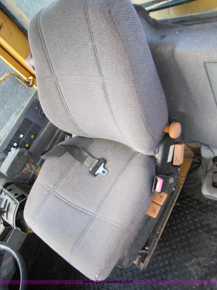 image for item B2054 1991 Volvo L150 articulating wheel loader