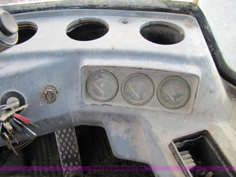 image for item B2054 1991 Volvo L150 articulating wheel loader