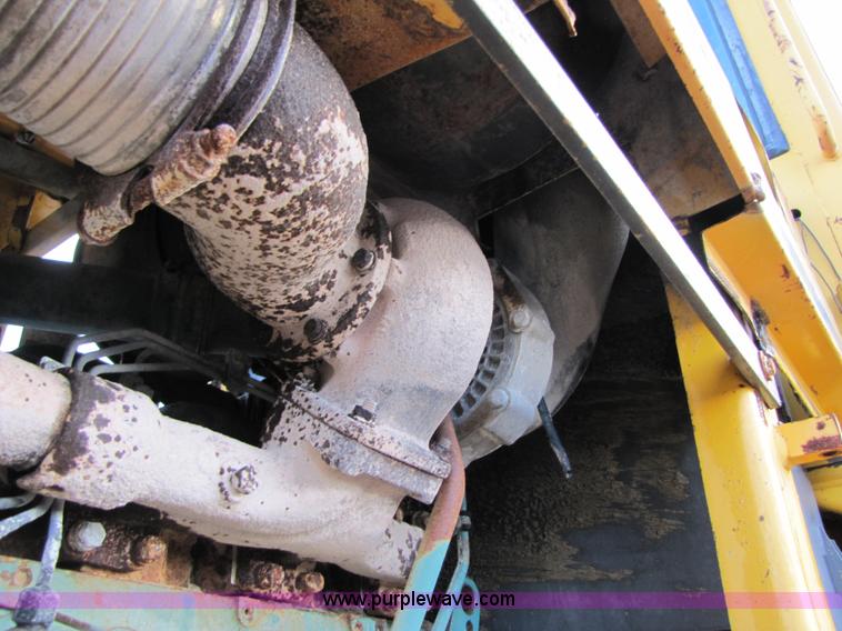 image for item B2054 1991 Volvo L150 articulating wheel loader