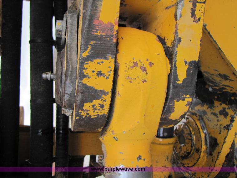 image for item B2054 1991 Volvo L150 articulating wheel loader