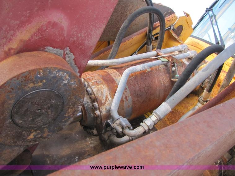 image for item B2054 1991 Volvo L150 articulating wheel loader