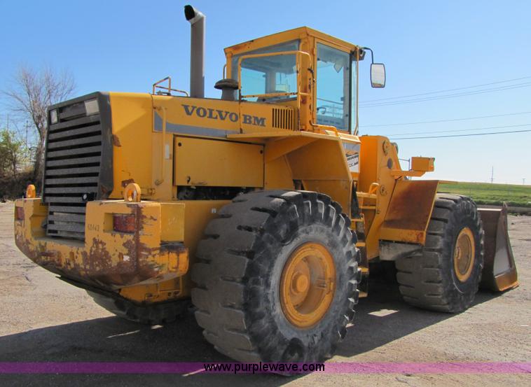 image for item B2055 1995 Volvo L150 articulating wheel loader