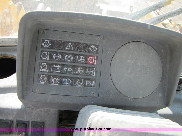 image for item B2055 1995 Volvo L150 articulating wheel loader