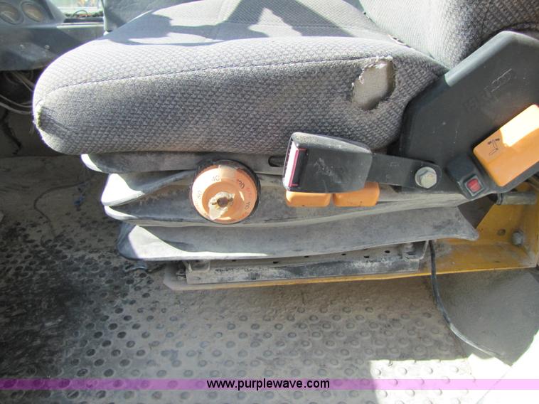 image for item B2055 1995 Volvo L150 articulating wheel loader