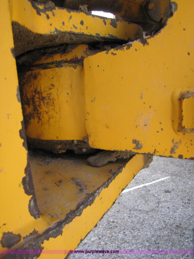 image for item B2055 1995 Volvo L150 articulating wheel loader