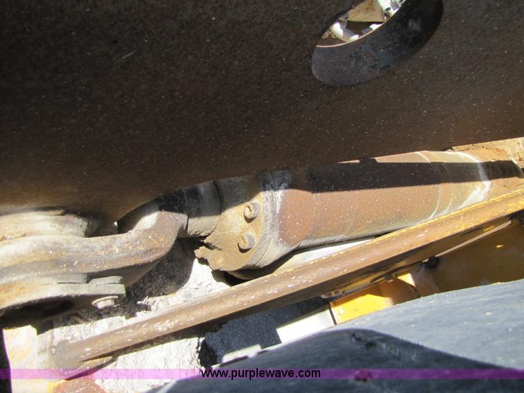 image for item B2055 1995 Volvo L150 articulating wheel loader