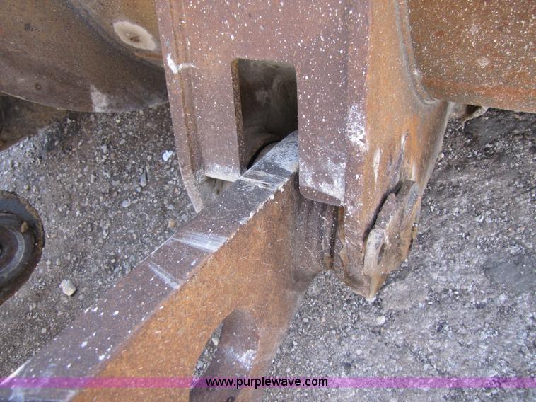 image for item B2055 1995 Volvo L150 articulating wheel loader