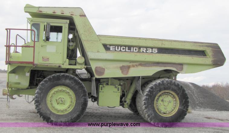 image for item B2056 1993 Euclid R35 off road end dump truck