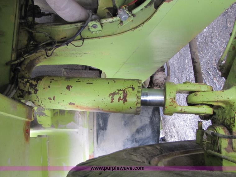 image for item B2056 1993 Euclid R35 off road end dump truck