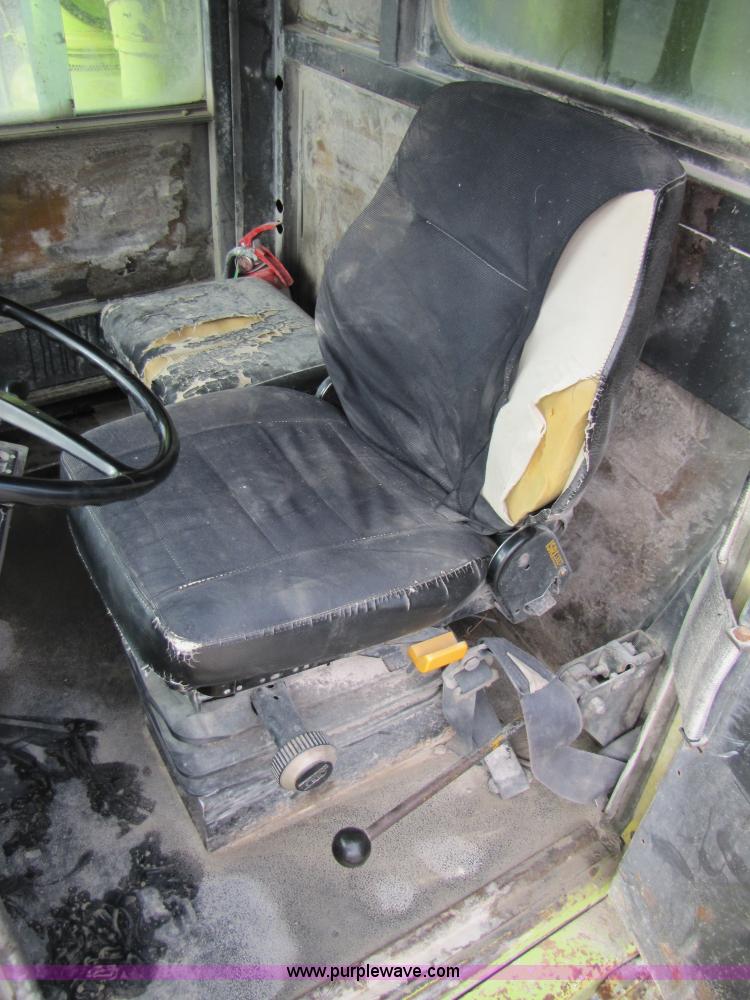 image for item B2056 1993 Euclid R35 off road end dump truck