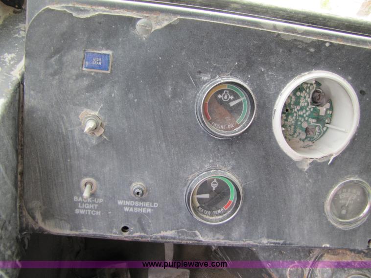 image for item B2056 1993 Euclid R35 off road end dump truck