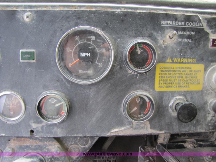 image for item B2056 1993 Euclid R35 off road end dump truck