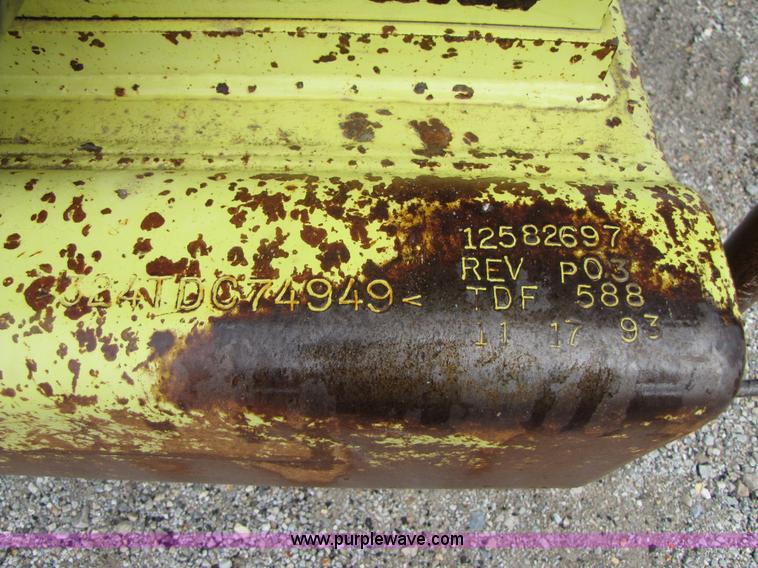 image for item B2057 1994 Euclid R35 off road end dump truck