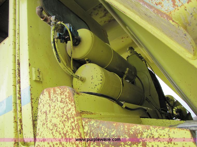 image for item B2057 1994 Euclid R35 off road end dump truck