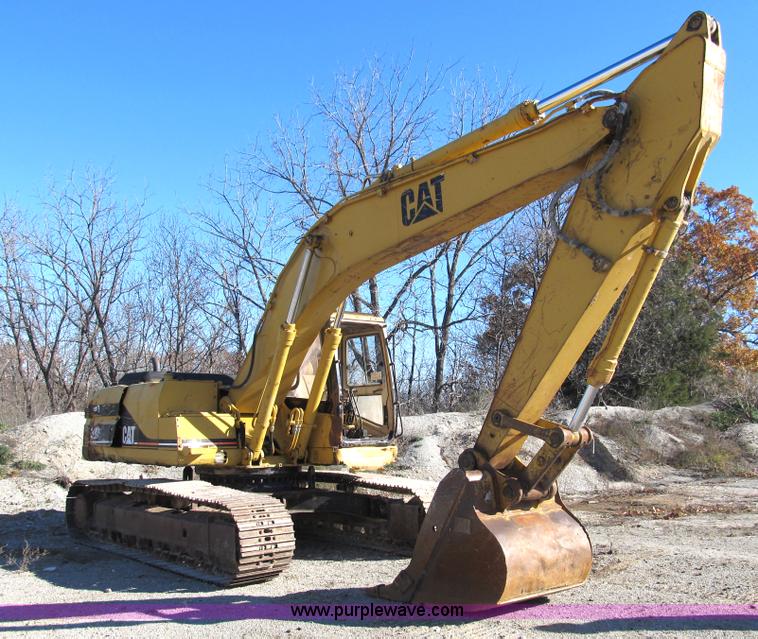 image for item B2061 1993 Caterpillar 320L excavator