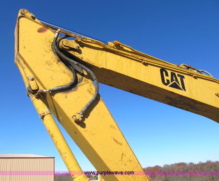 image for item B2061 1993 Caterpillar 320L excavator