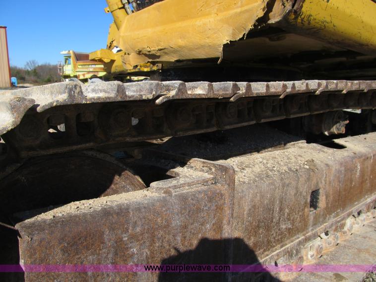 image for item B2061 1993 Caterpillar 320L excavator