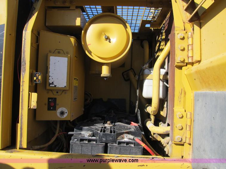image for item B2061 1993 Caterpillar 320L excavator
