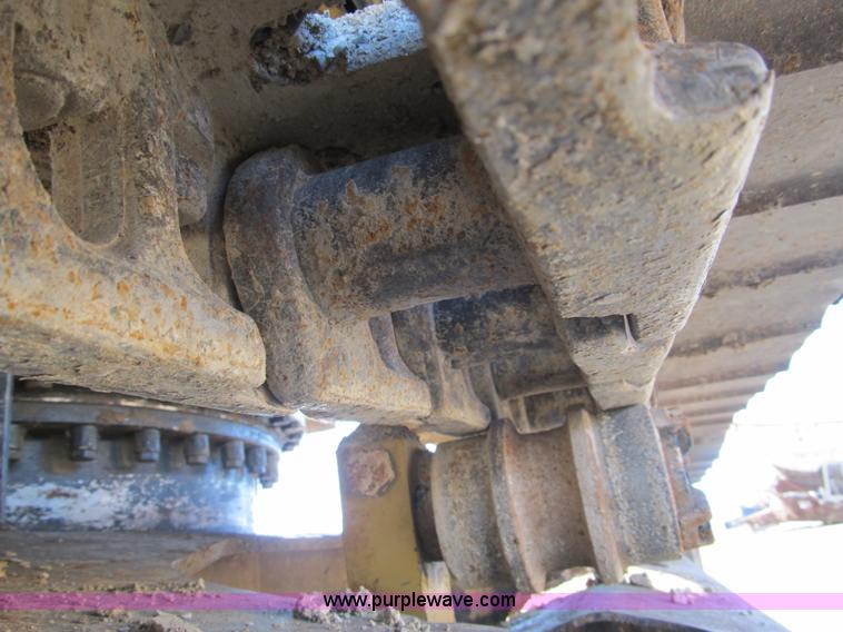 image for item B2061 1993 Caterpillar 320L excavator