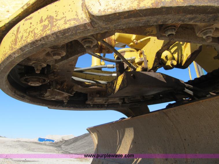 image for item B2062 1984 Caterpillar 140G motor grader