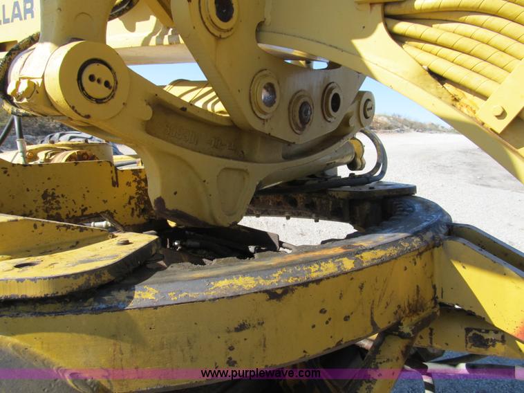 image for item B2062 1984 Caterpillar 140G motor grader