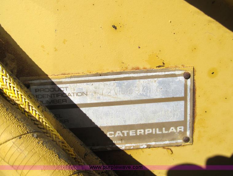 image for item B2062 1984 Caterpillar 140G motor grader
